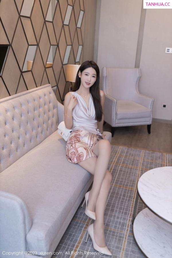 唐安琪  [XiuRen]高清写真图 2023.08.21 No.7264 唐安琪 珠三角旅拍第18张图片